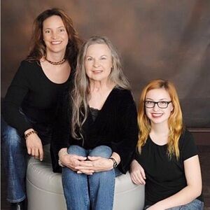 Meet your Posher, Cinnamon